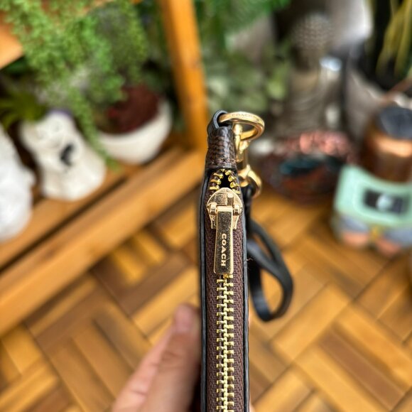 Authentic Coach Wristlet - Picture 5 of 6